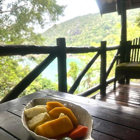 Bambu Huts 호텔 반 타이 외부 사진